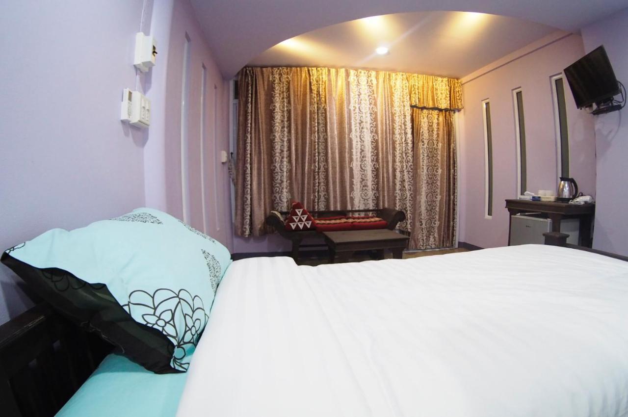 Pan Din Boutique Guest House プラナコーン・シー・アユタヤ エクステリア 写真