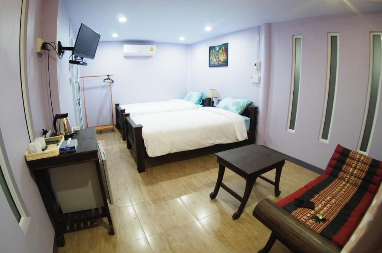 Pan Din Boutique Guest House プラナコーン・シー・アユタヤ エクステリア 写真