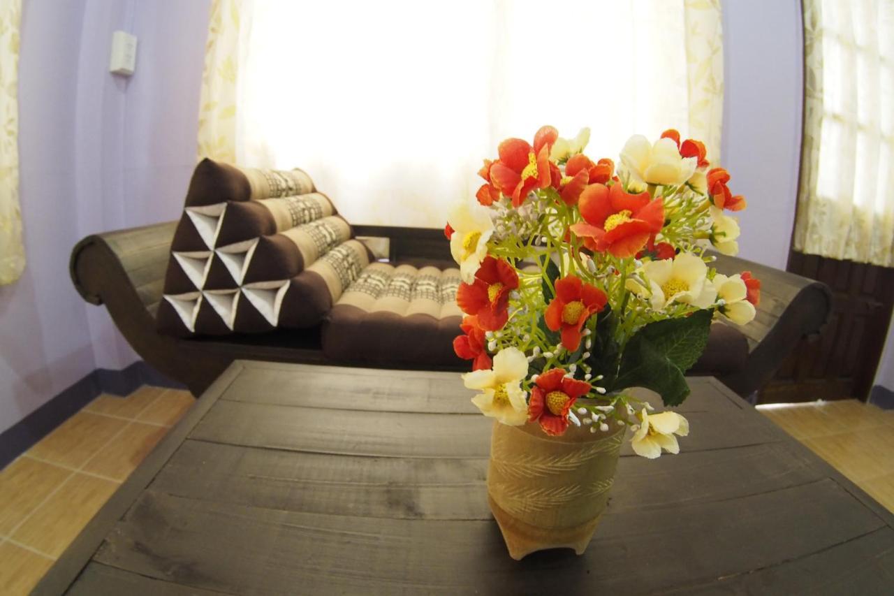 Pan Din Boutique Guest House プラナコーン・シー・アユタヤ エクステリア 写真