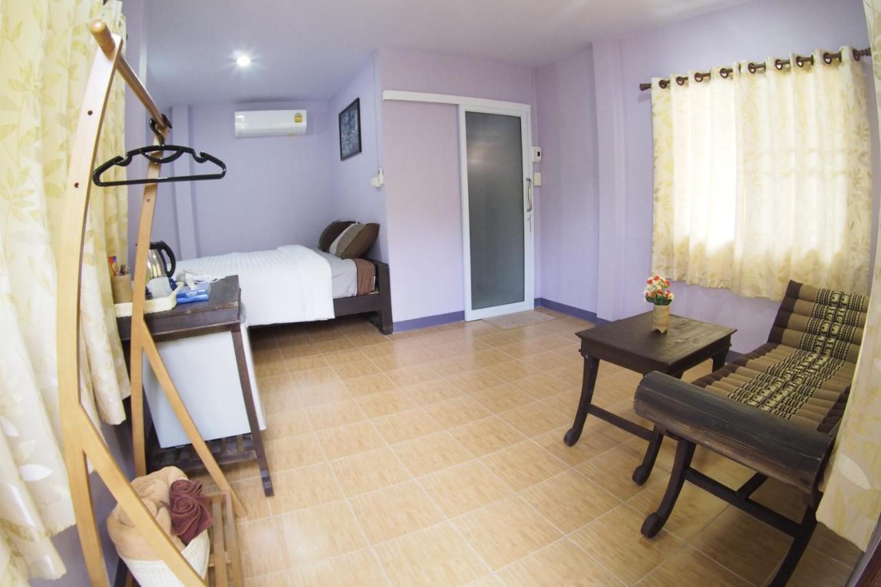 Pan Din Boutique Guest House プラナコーン・シー・アユタヤ エクステリア 写真