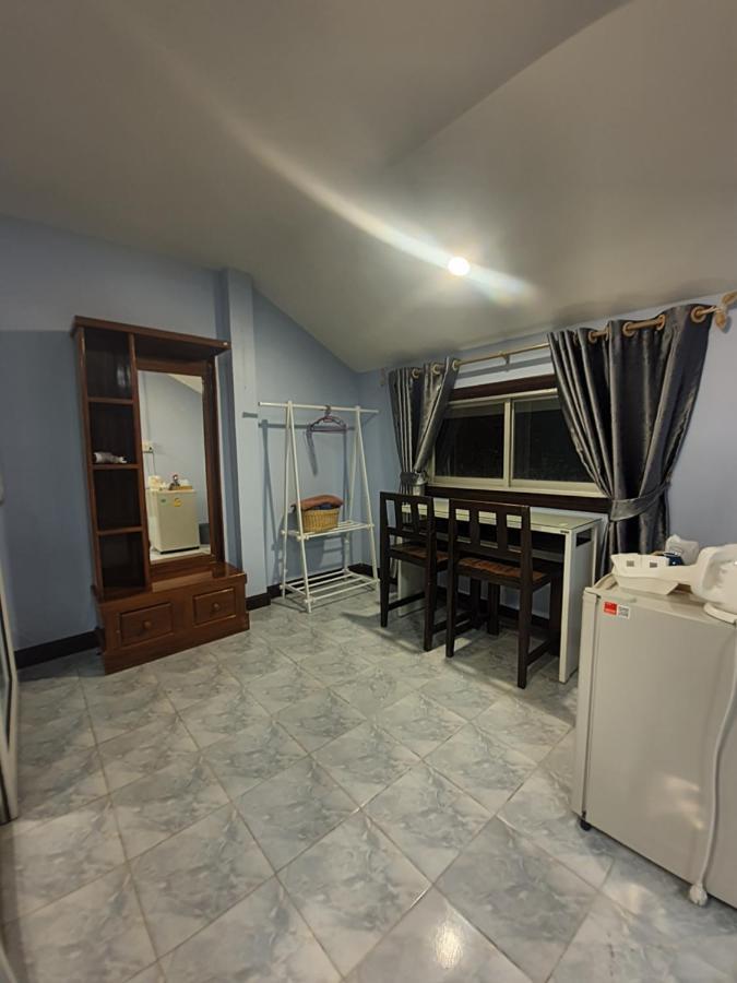 Pan Din Boutique Guest House プラナコーン・シー・アユタヤ エクステリア 写真