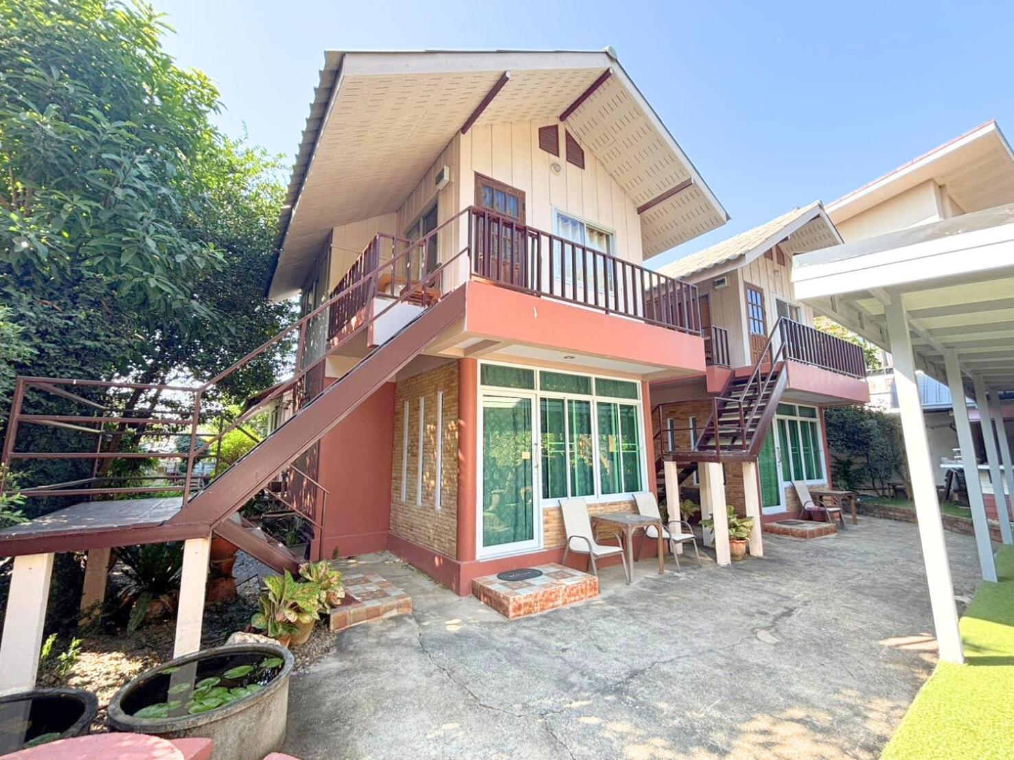 Pan Din Boutique Guest House プラナコーン・シー・アユタヤ エクステリア 写真