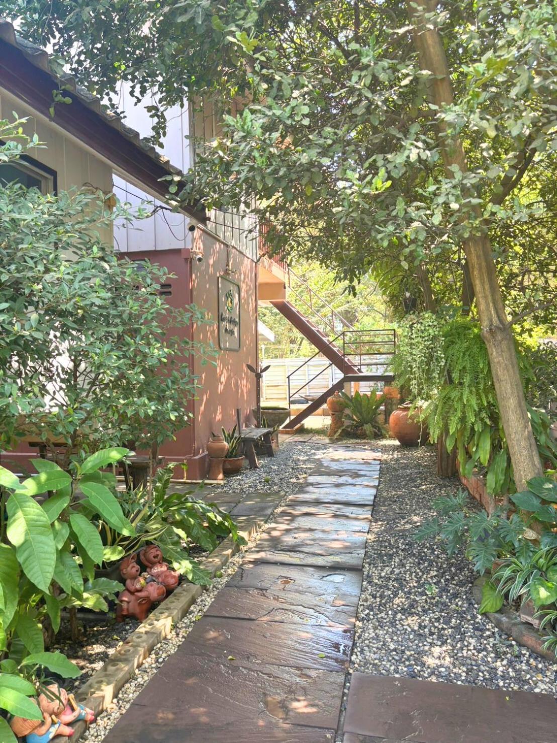 Pan Din Boutique Guest House プラナコーン・シー・アユタヤ エクステリア 写真