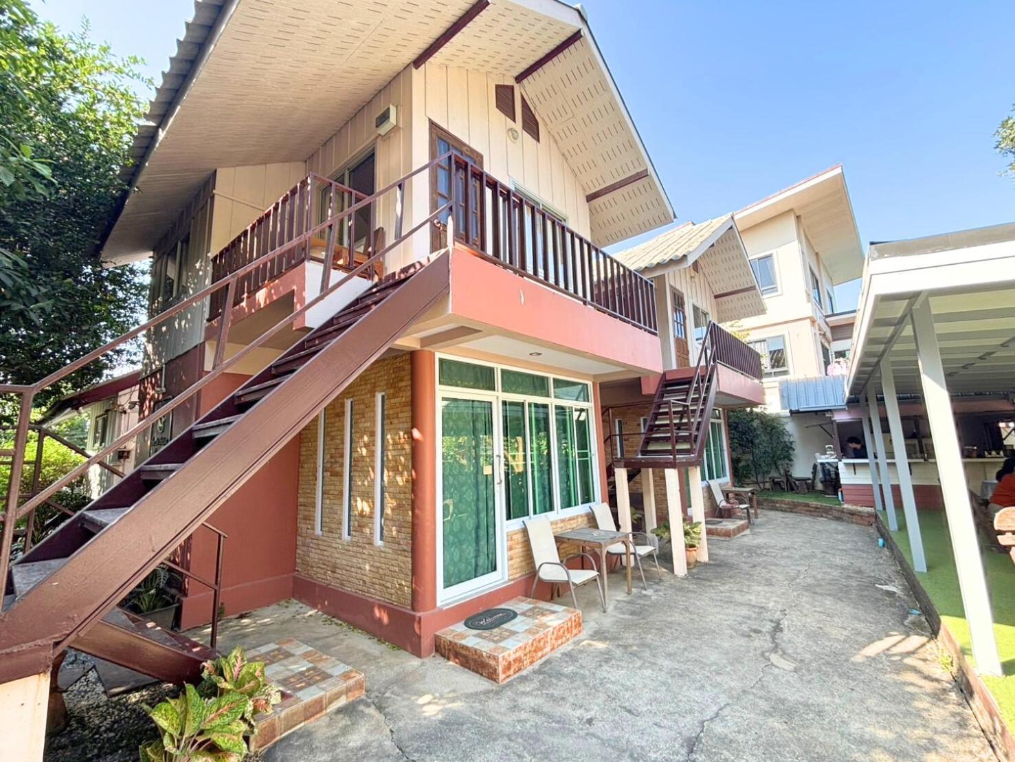 Pan Din Boutique Guest House プラナコーン・シー・アユタヤ エクステリア 写真