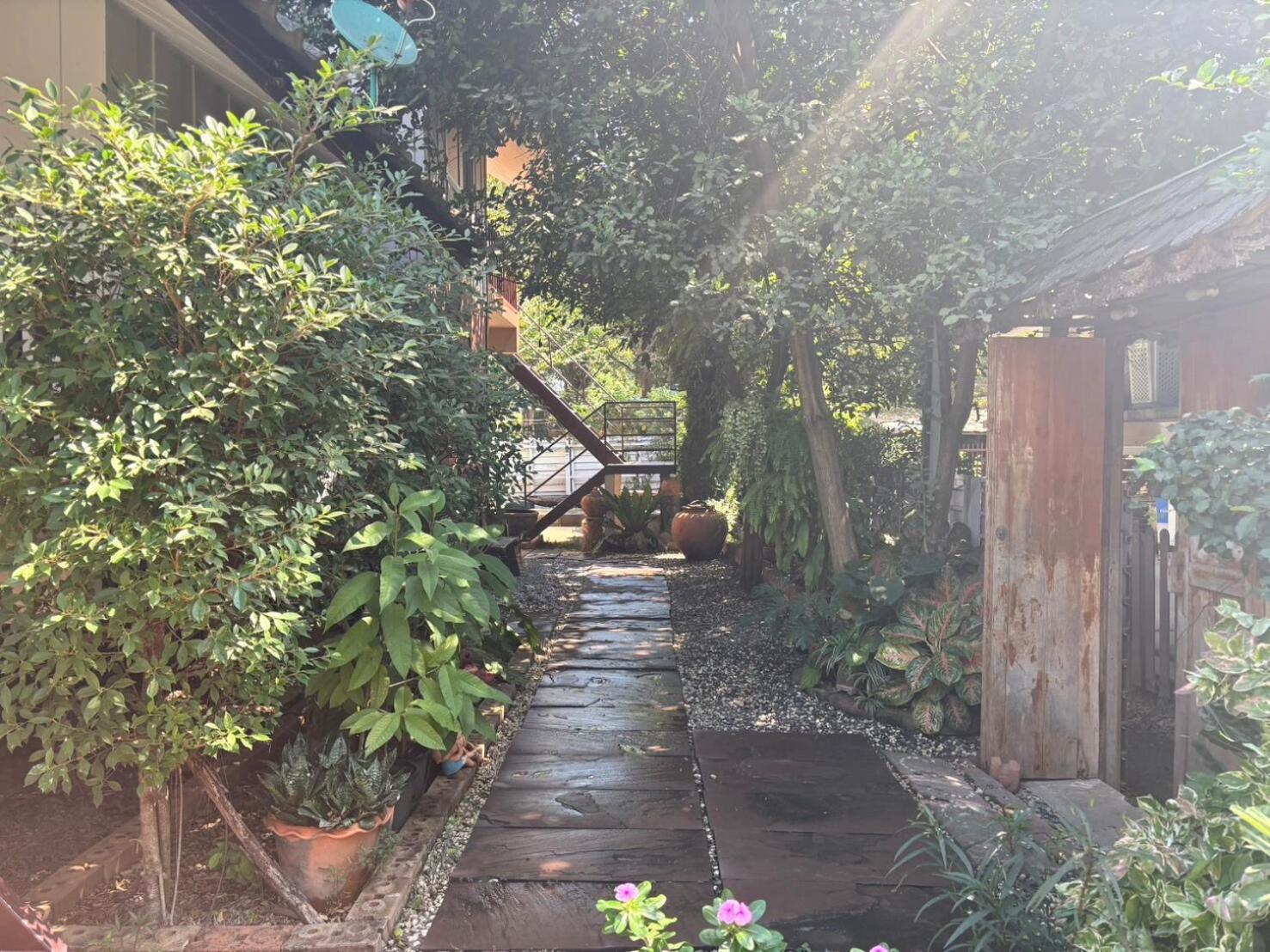 Pan Din Boutique Guest House プラナコーン・シー・アユタヤ エクステリア 写真